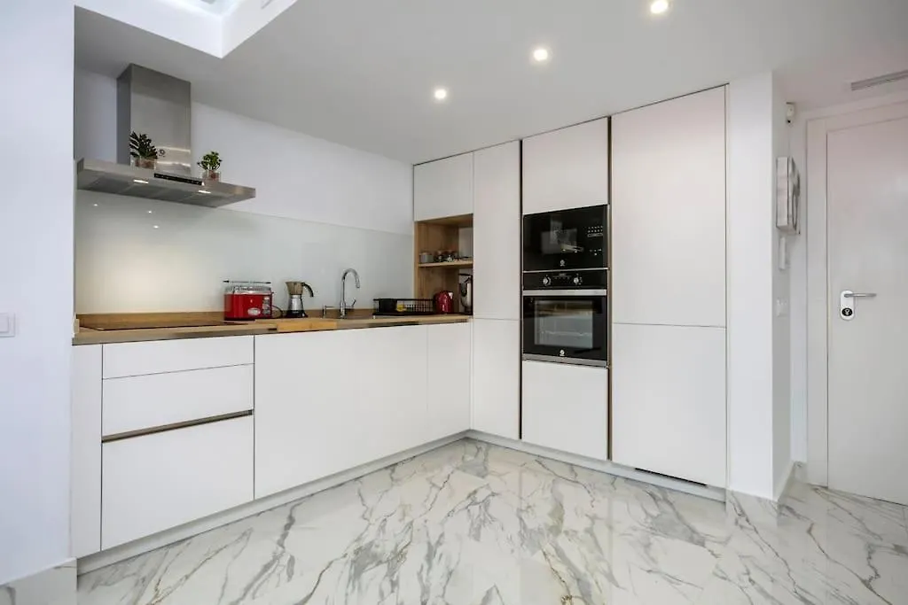 Modern 1 Bedroom Apt In Puerto Banus - Rdr399 Marbella Apartment